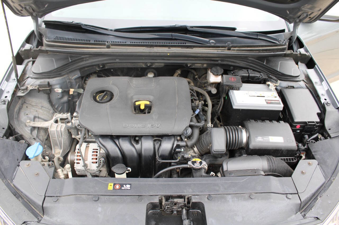 Used 2019 Hyundai Elantra SEL FWD image 17