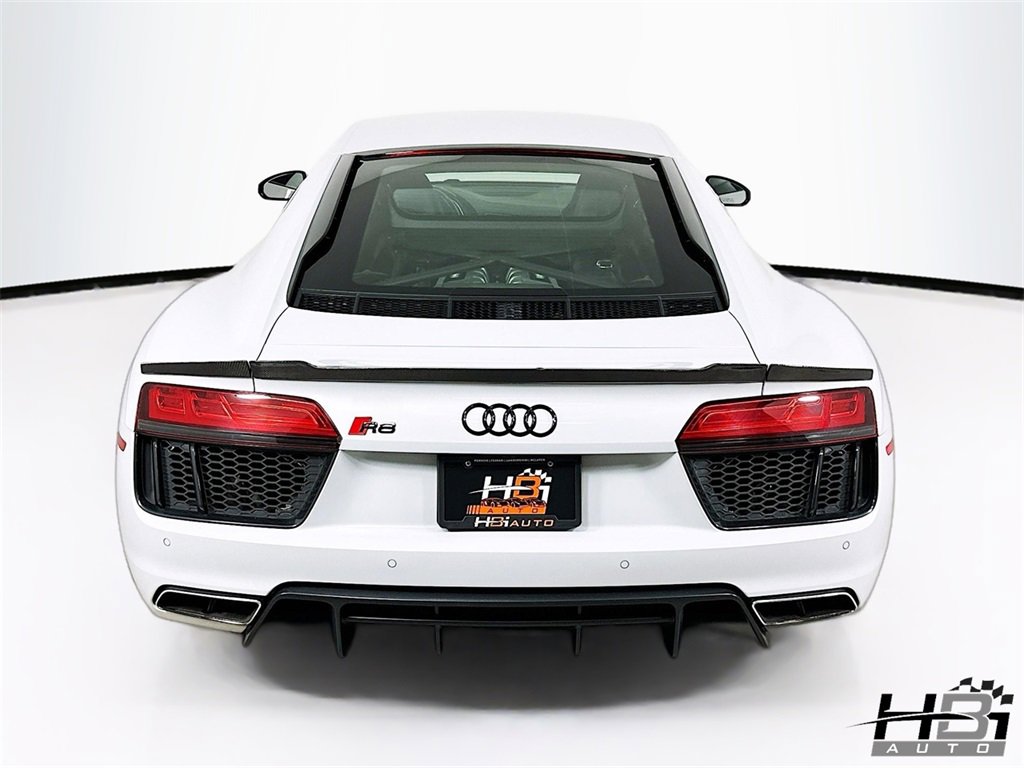 Used 2017 Audi R8 V10 image 7
