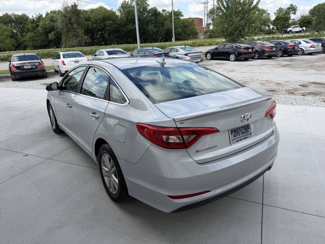 Used 2015 Hyundai Sonata SE FWD image 5