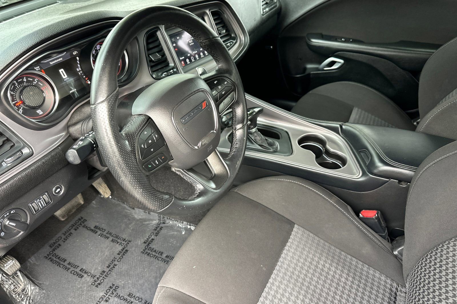 Used 2023 Dodge Challenger R/T image 10