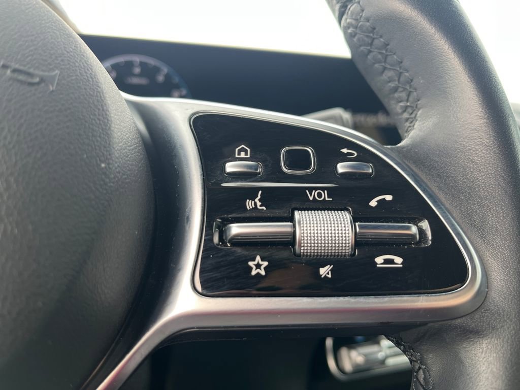 Certified 2023 Mercedes-Benz GLA 250 4MATIC w/ Premium Package image 22