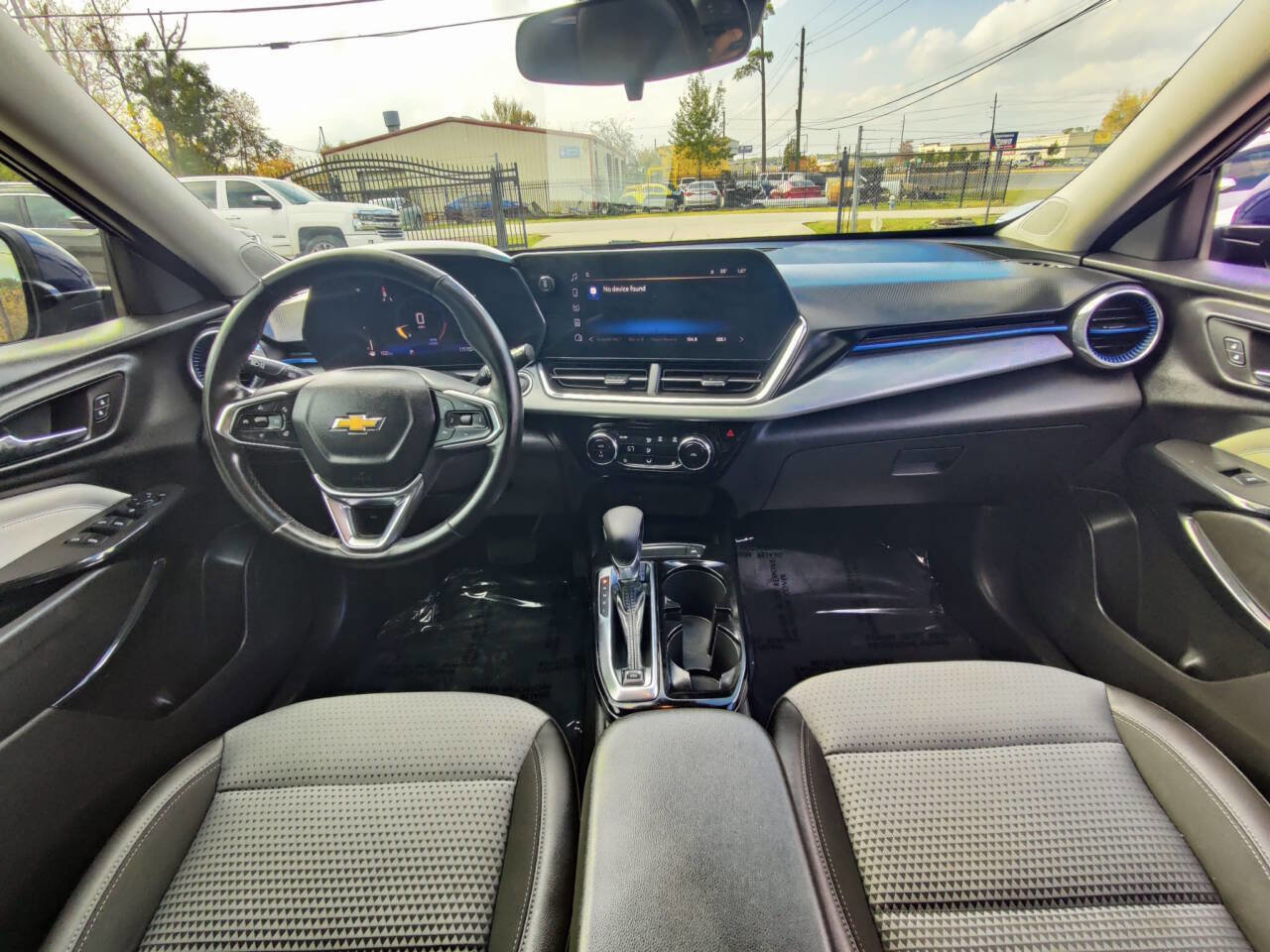 Used 2024 Chevrolet Trax LT w/ Driver Confidence Package image 7