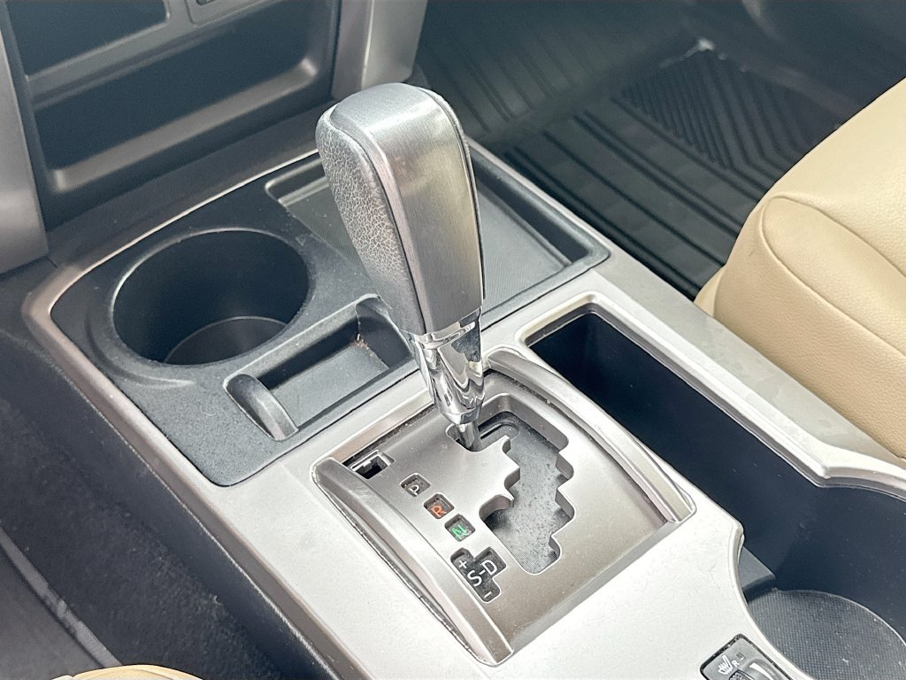 Used 2019 Toyota 4Runner SR5 Premium RWD image 16