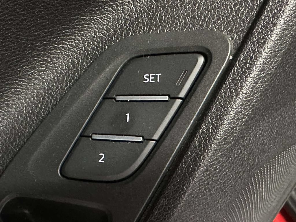 Used 2024 Audi Q3 2.0T Premium Plus w/ Premium Plus Package AWD/4WD image 18