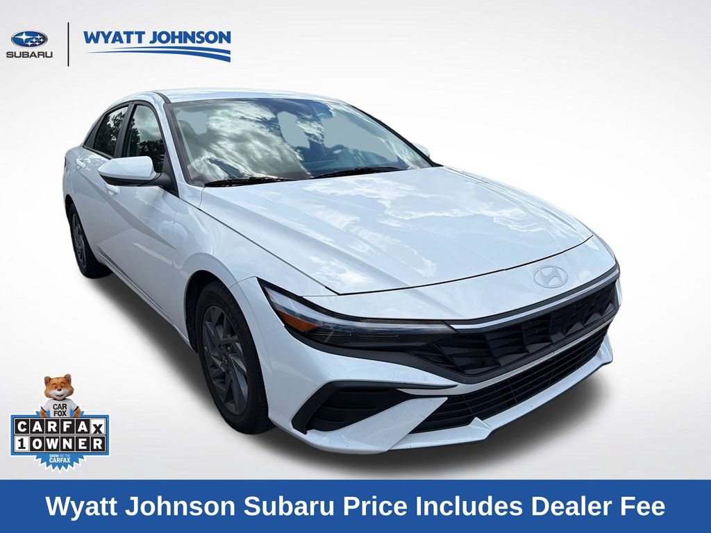 Used 2024 Hyundai Elantra SEL FWD image 8