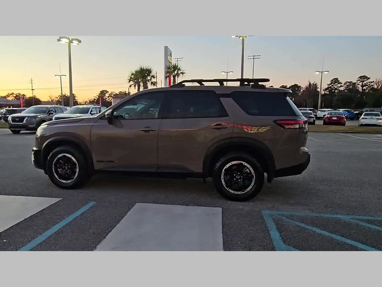 Used 2024 Nissan Pathfinder Rock Creek image 25