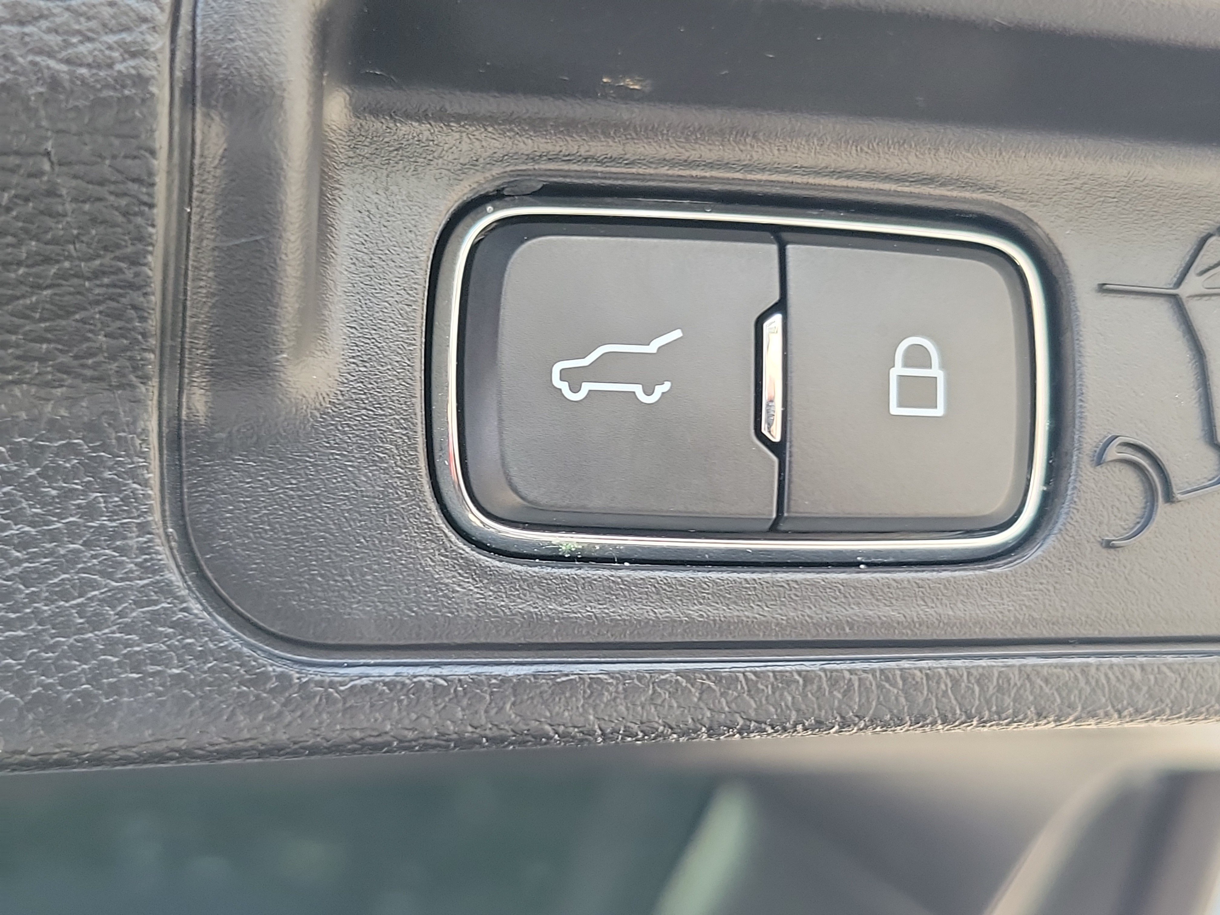 Used 2020 Ford Explorer ST w/ ST Street Pack AWD/4WD image 19