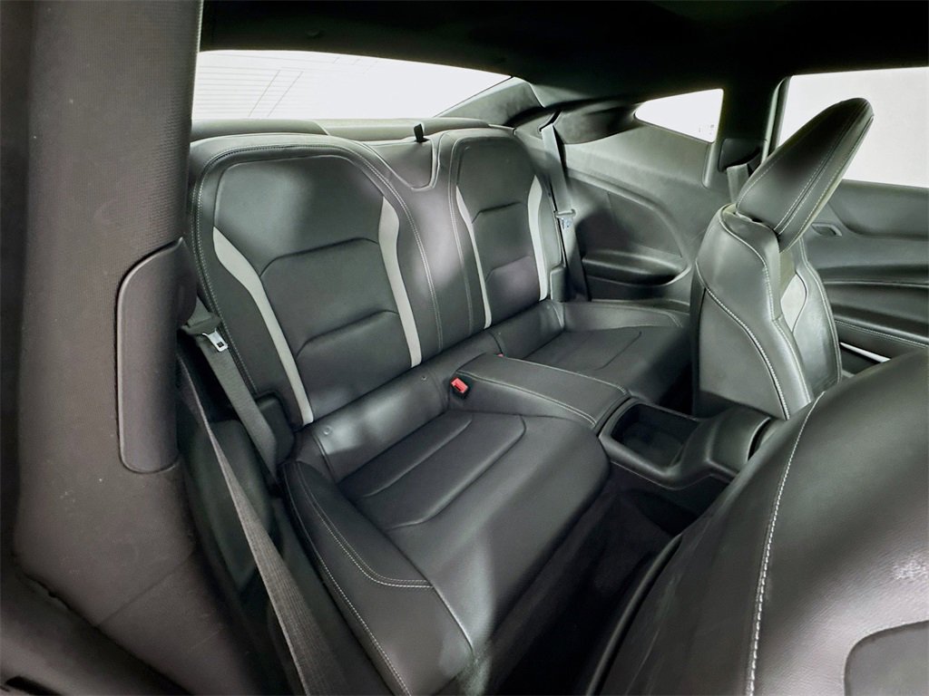 Used 2018 Chevrolet Camaro SS image 26