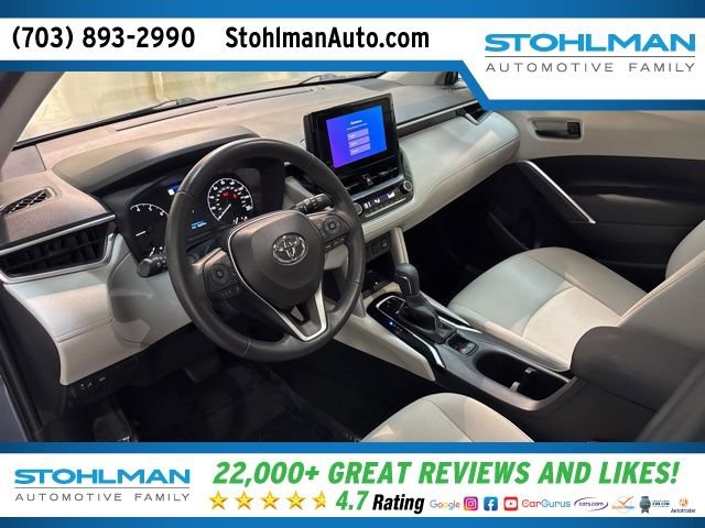 Used 2024 Toyota Corolla Cross LE image 26