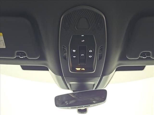 Certified 2026 Porsche Panamera 4 AWD/4WD image 25