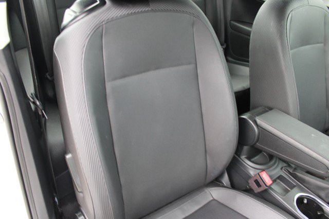 Used 2019 Volkswagen Beetle 2.0T SE w/ SE Premium Package FWD image 11
