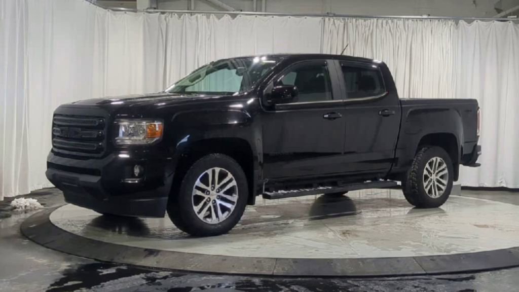 Used 2016 GMC Canyon SLE w/ Nightfall Edition image 5