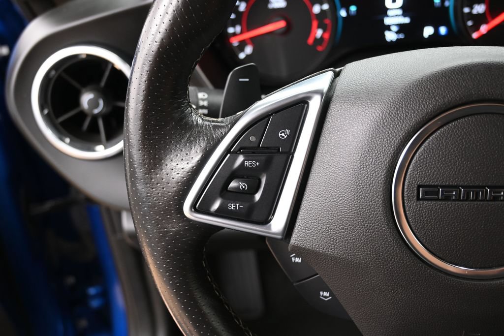 Used 2017 Chevrolet Camaro SS RWD image 18