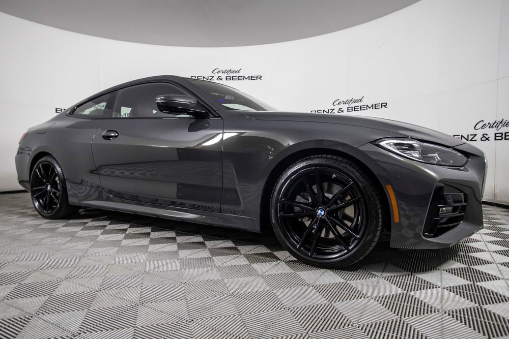 Used 2023 BMW 430i Coupe w/ M Sport Package image 3