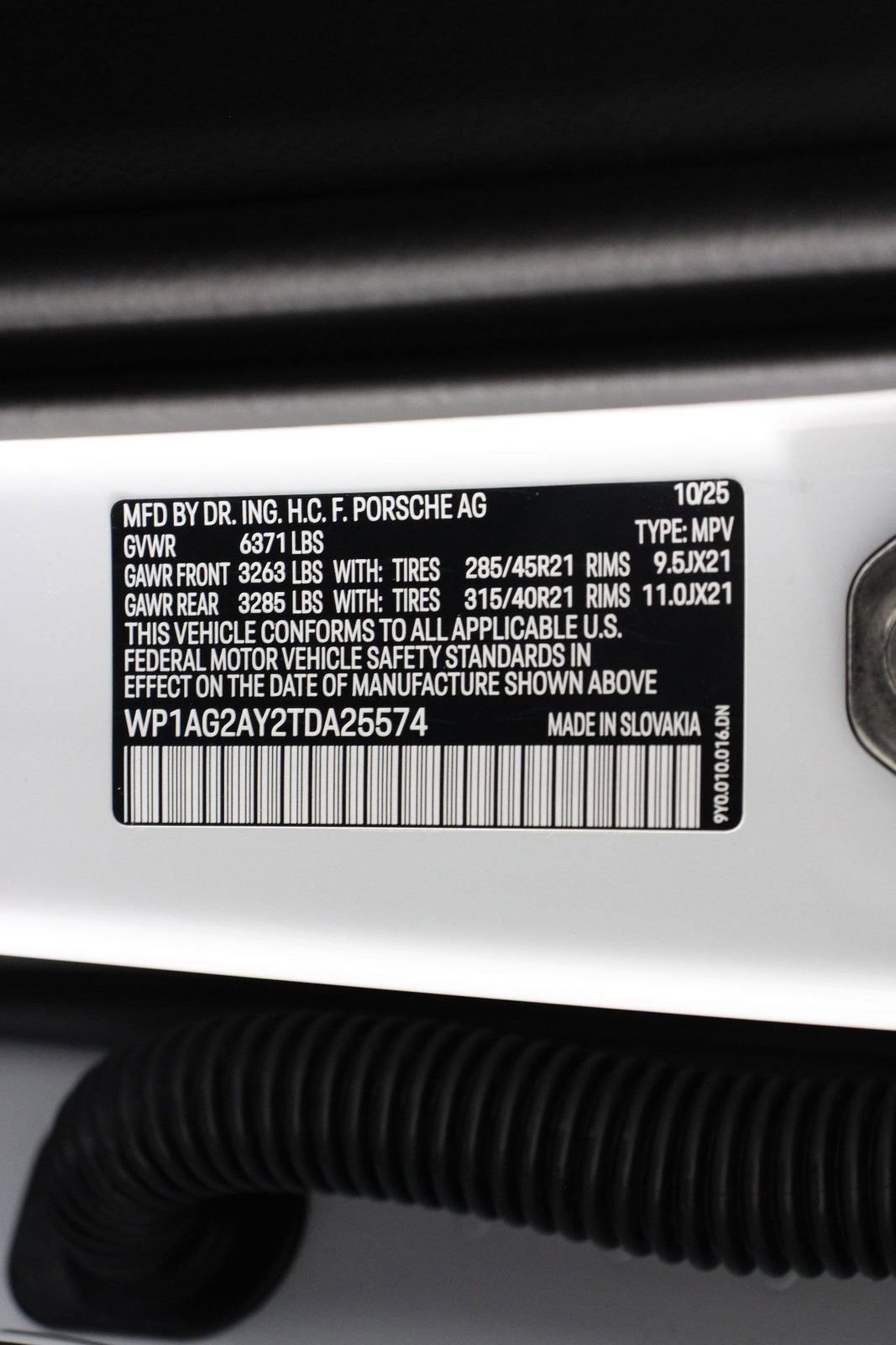 New 2026 Porsche Cayenne GTS image 24