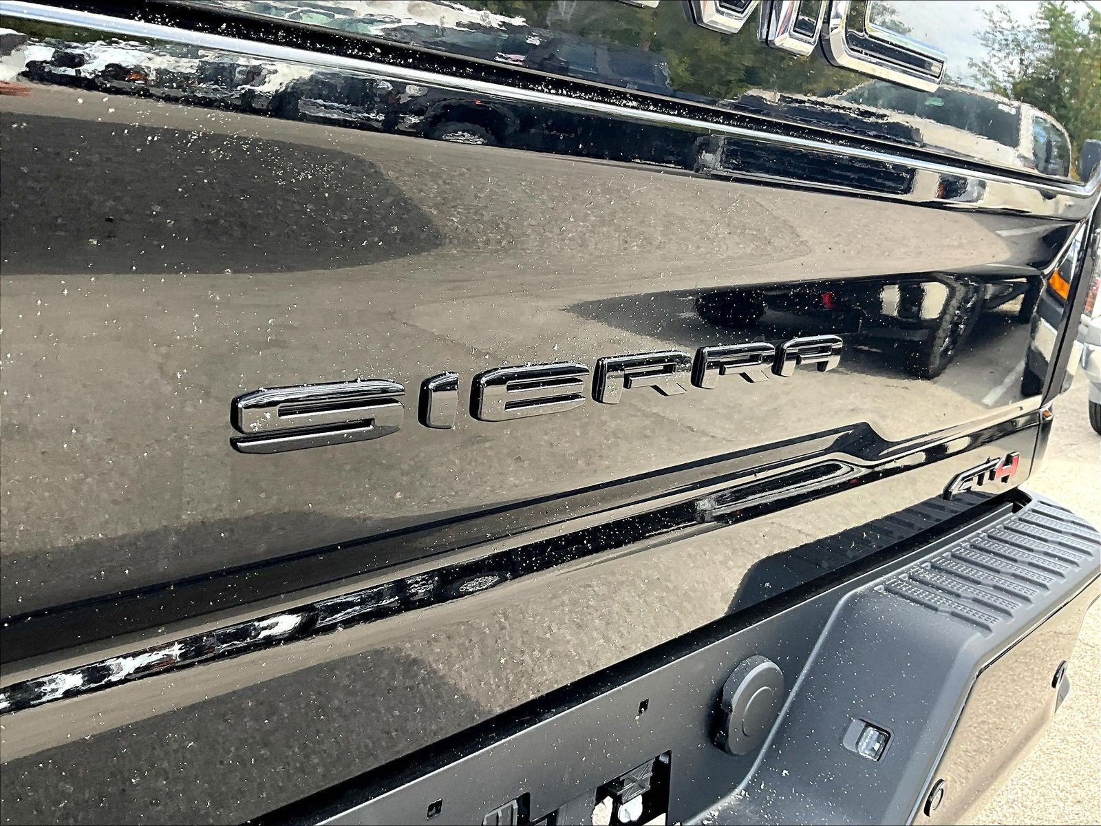 New 2026 GMC Sierra 2500 AT4 w/ AT4 Premium Plus Package AWD/4WD image 14
