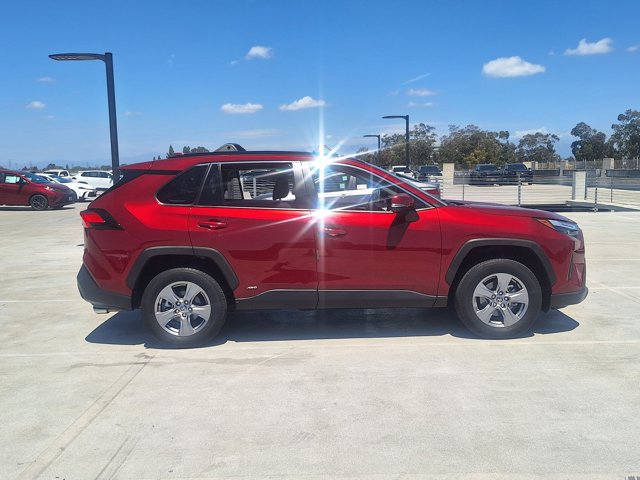 Used 2023 Toyota RAV4 XLE w/ Convenience Package AWD/4WD image 4