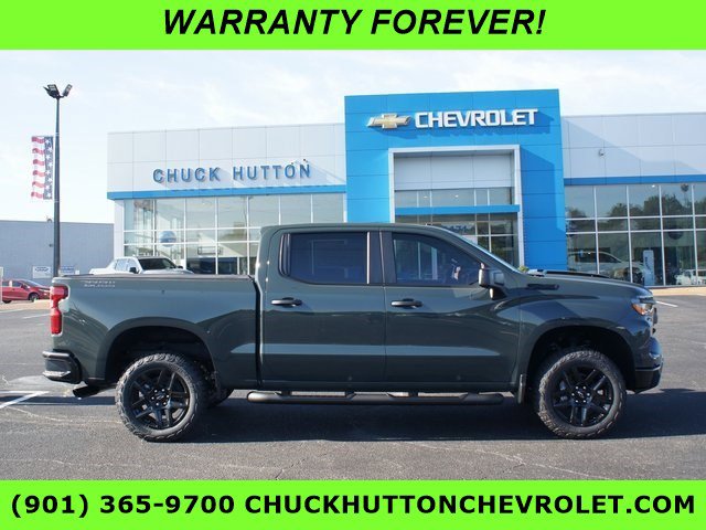 New 2026 Chevrolet Silverado 1500 Custom Trail Boss w/ Dark Appearance Package