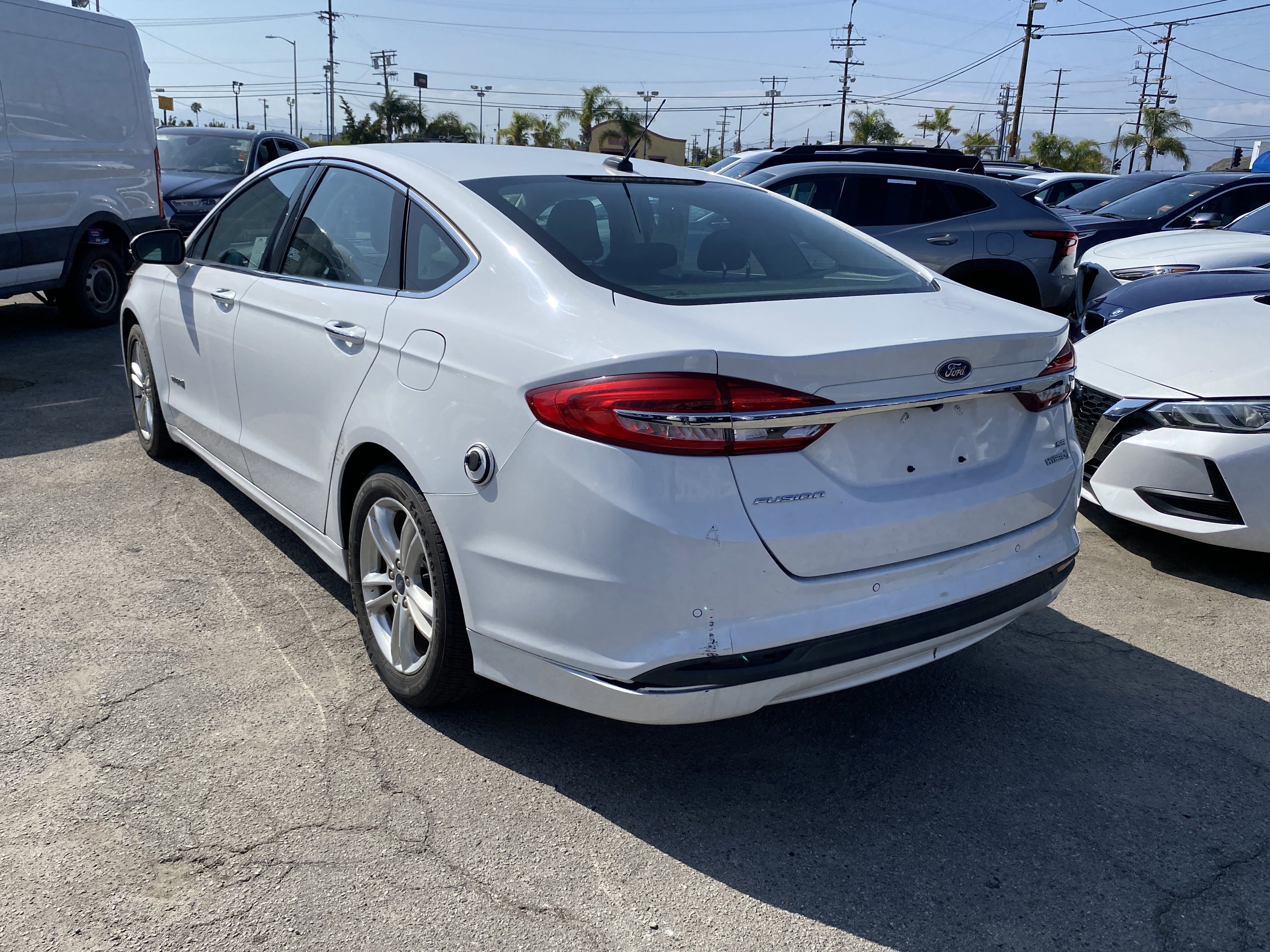 Used 2018 Ford Fusion SE w/ Equipment Group 602A FWD image 11