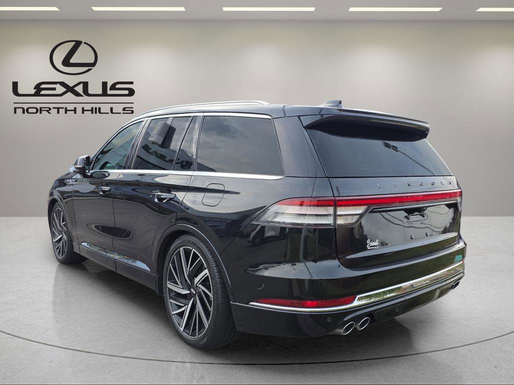 Used 2025 Lincoln Aviator Black Label image 3