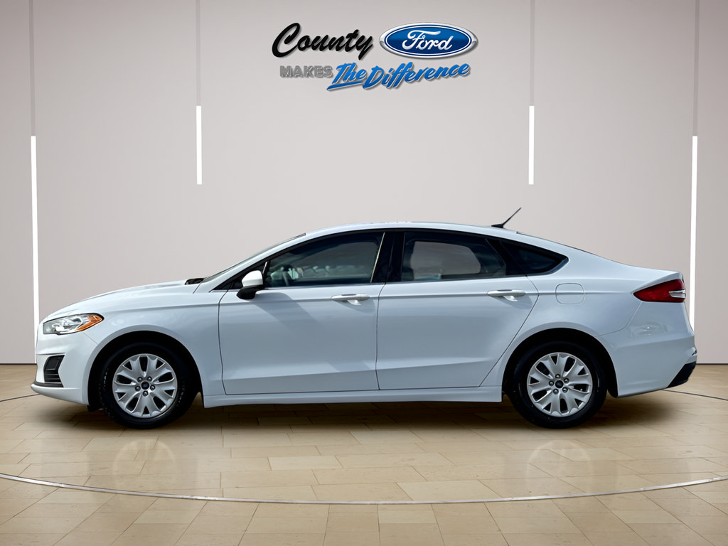Used 2019 Ford Fusion S FWD image 3