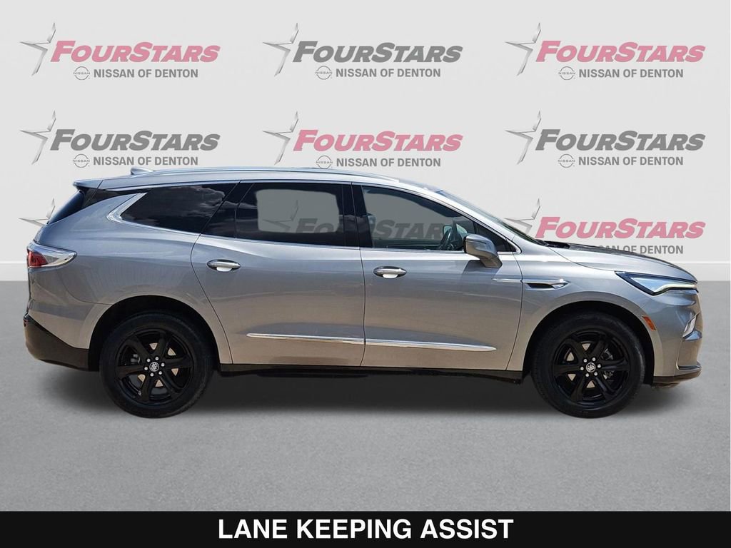 Used 2023 Buick Enclave Essence w/ Sport Touring Edition FWD image 3