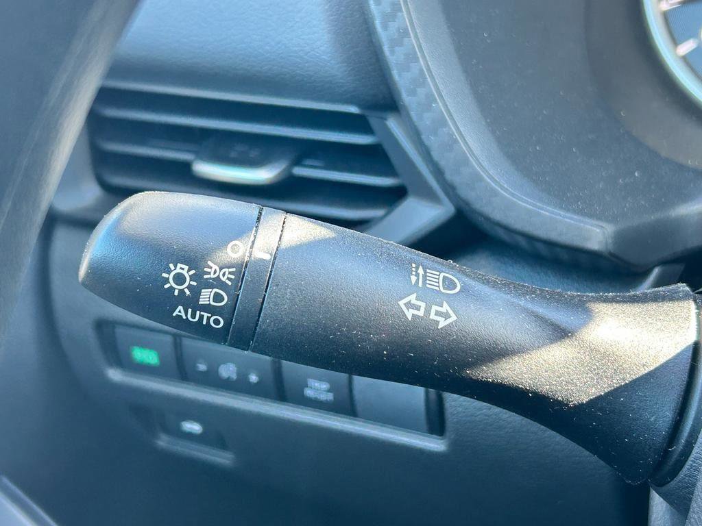 Certified 2025 Nissan Sentra S image 32