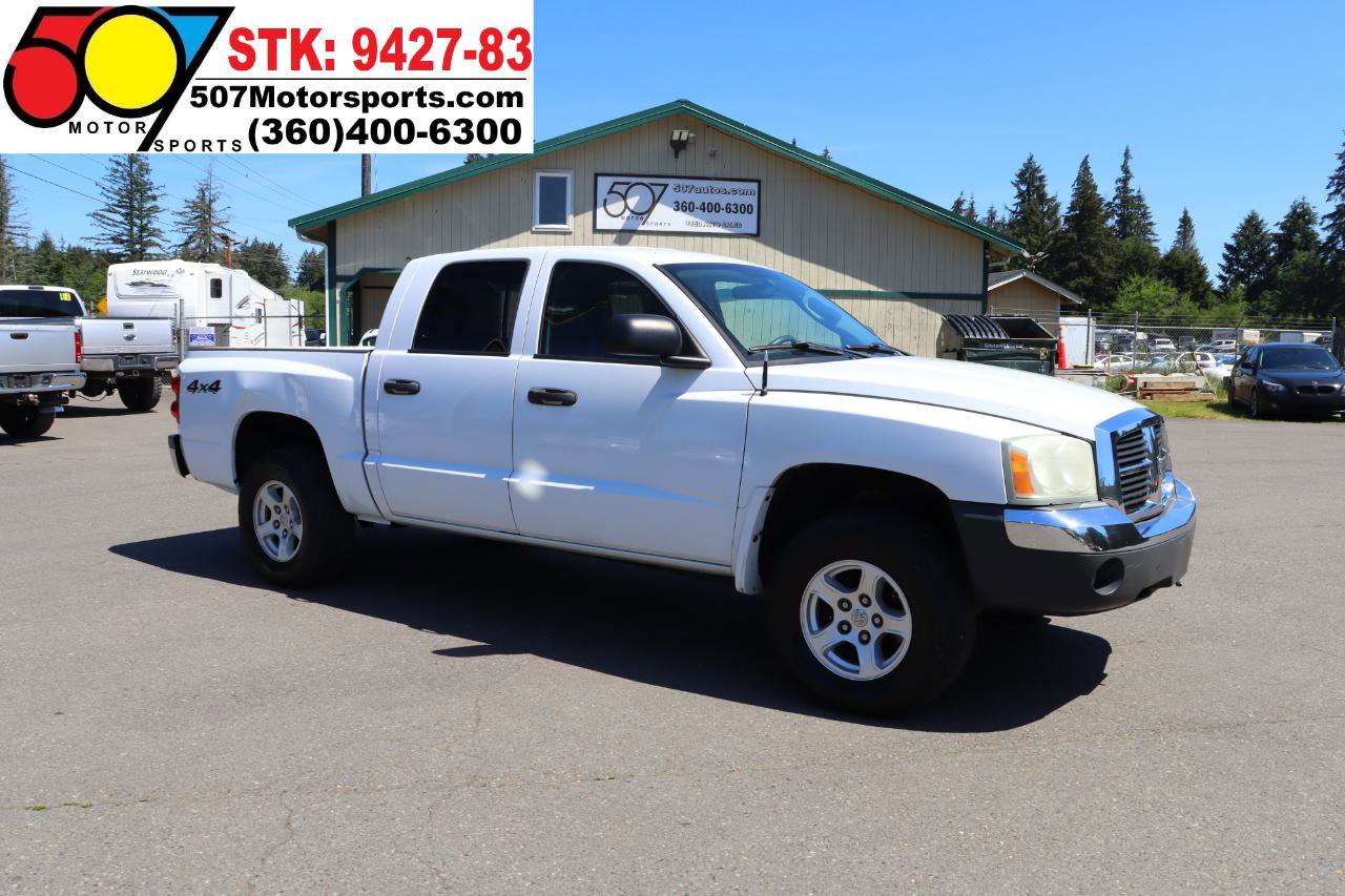 Used 2005 Dodge Dakota SLT w/ Trailer Tow Group AWD/4WD image 11