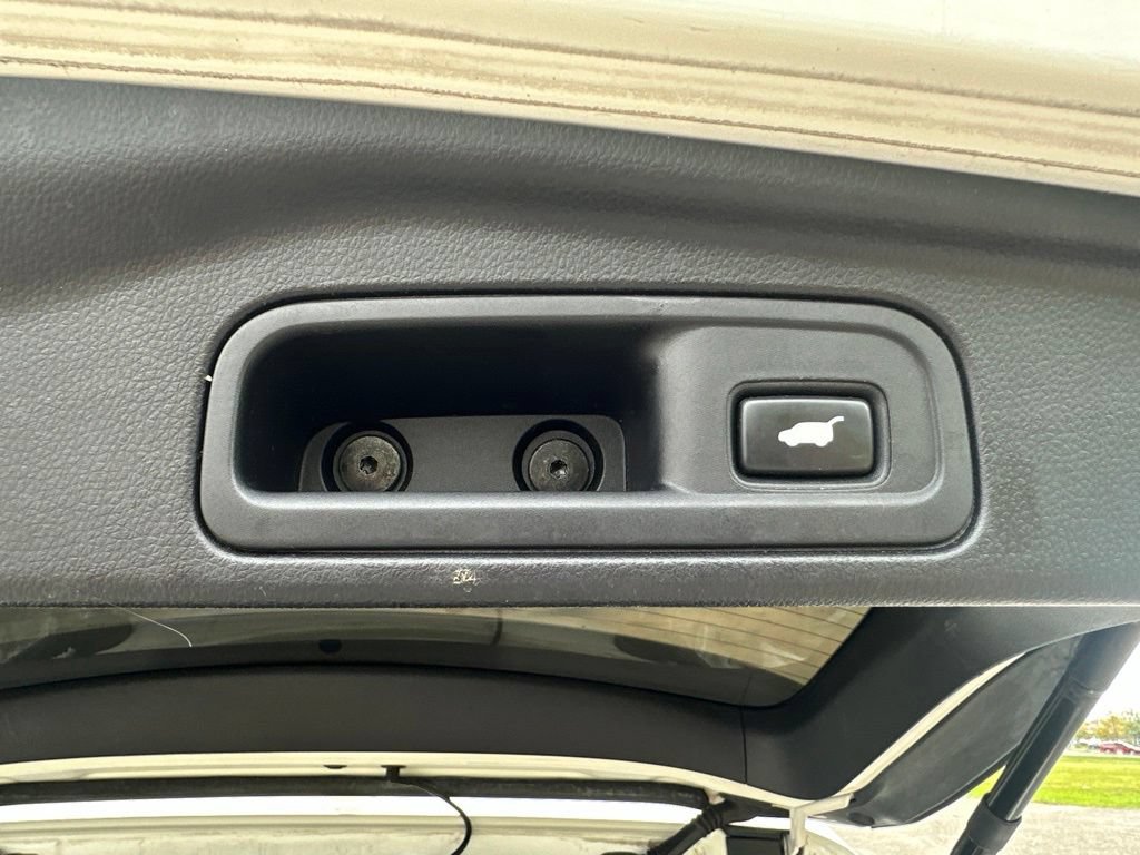 Used 2019 Honda Pilot Elite image 12