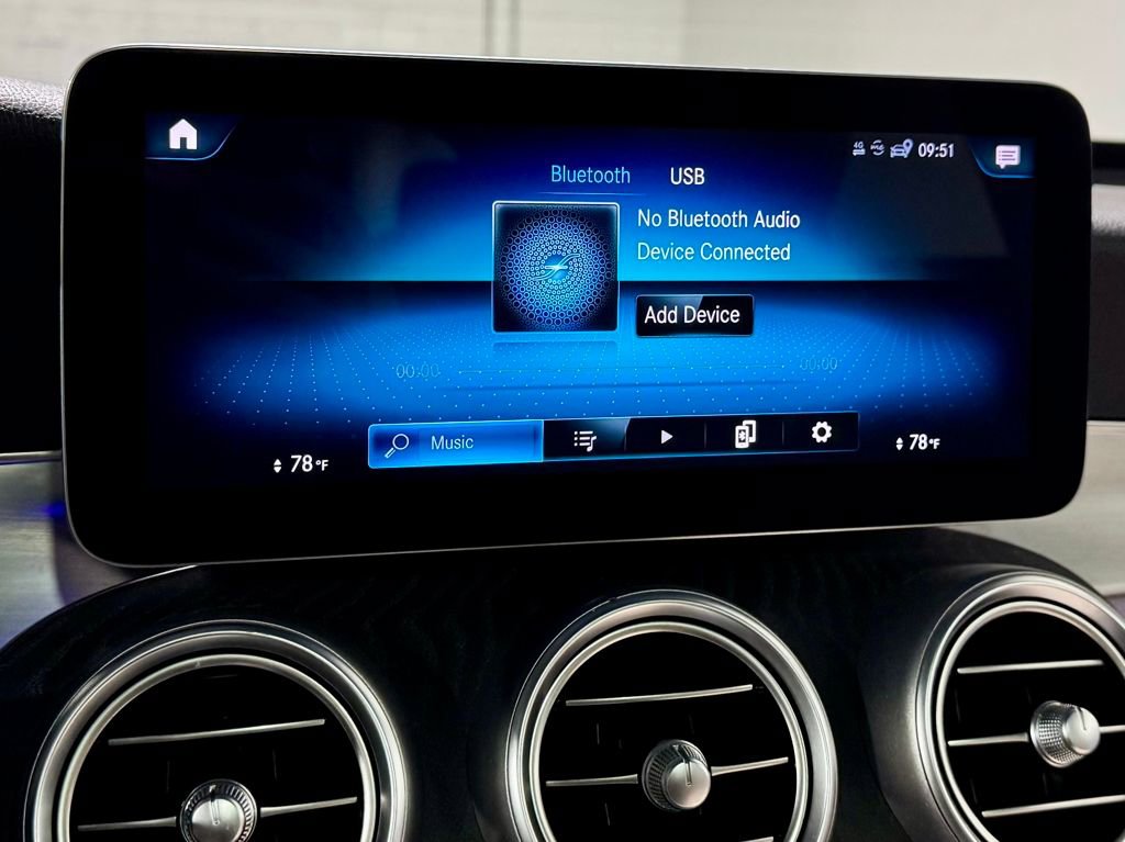 Used 2021 Mercedes-Benz GLC 300 4MATIC image 17