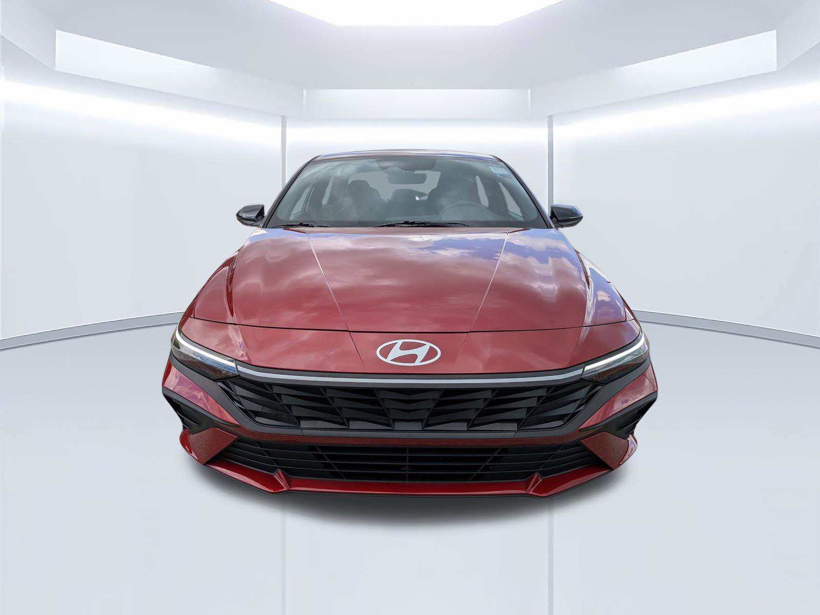 Certified 2025 Hyundai Elantra Sport FWD image 9