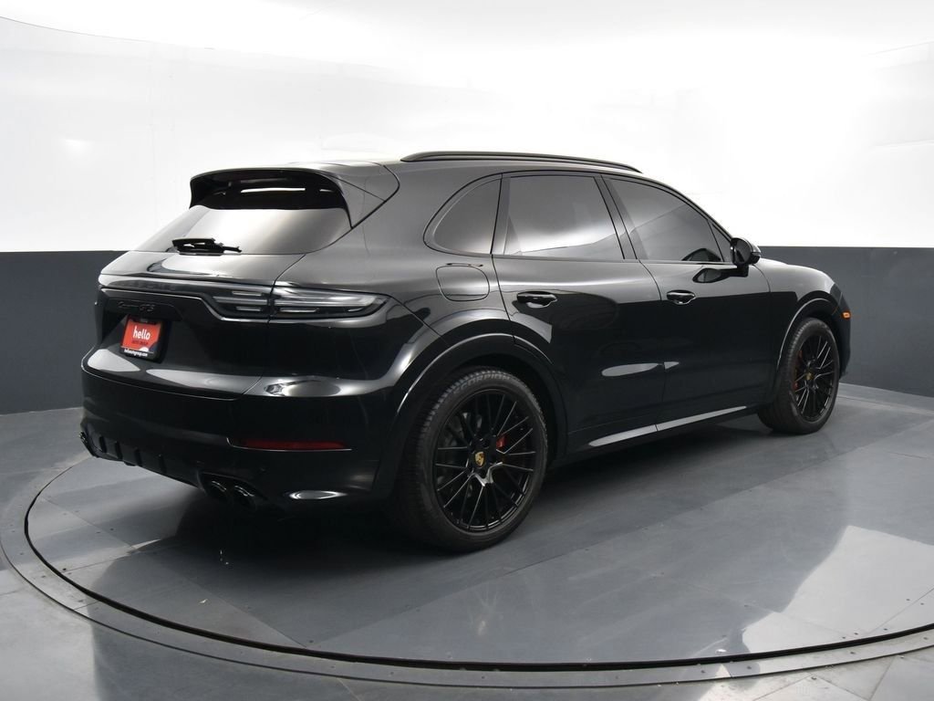 Used 2023 Porsche Cayenne GTS image 30