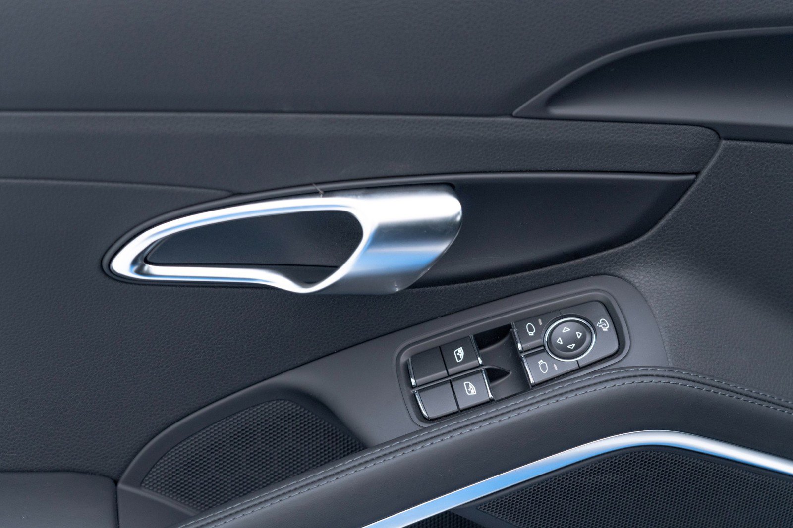 New 2025 Porsche 718 Cayman image 22