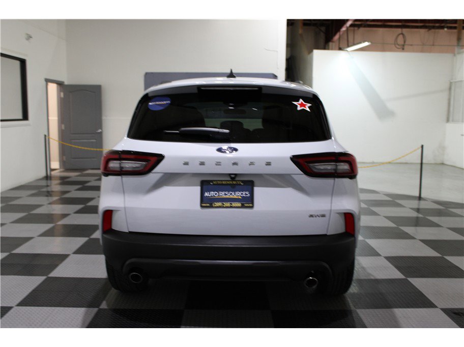 Used 2025 Ford Escape ST-Line Select image 5