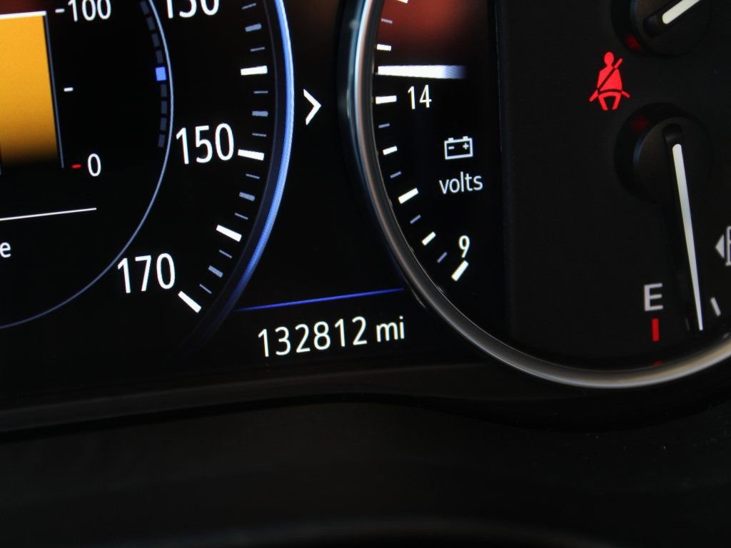 Used 2021 Buick Enclave Avenir w/ Avenir Technology Package image 22