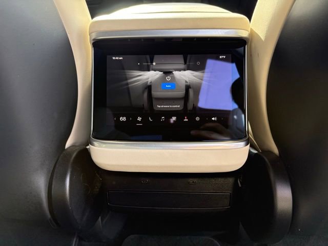 Used 2022 Tesla Model X Plaid image 40