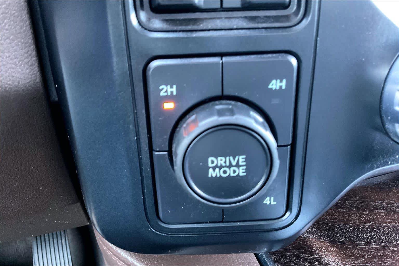 Used 2023 Ford F350 King Ranch AWD/4WD image 33