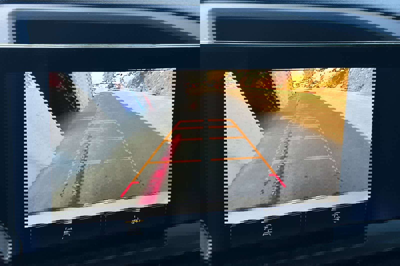 Used 2022 Chevrolet Silverado 1500 LT image 21