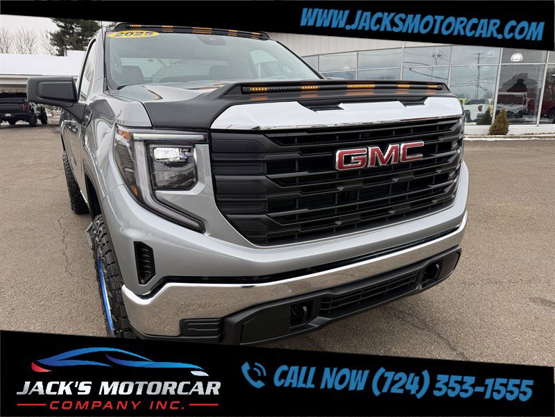 Used 2025 GMC Sierra 1500 Pro w/ Convenience Package AWD/4WD image 8