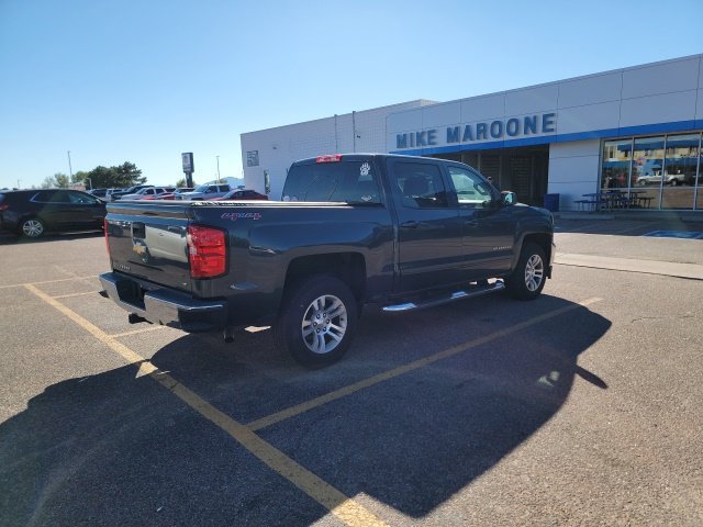Used 2017 Chevrolet Silverado 1500 LT w/ All Star Edition AWD/4WD image 5
