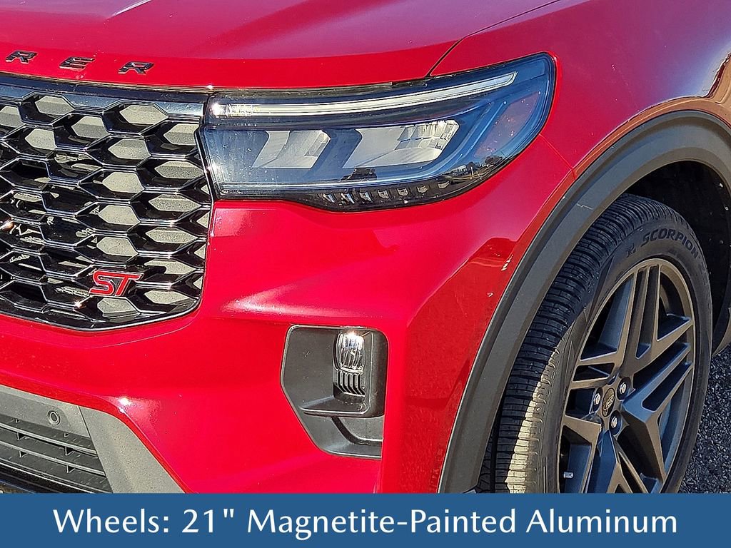 Used 2025 Ford Explorer ST image 10