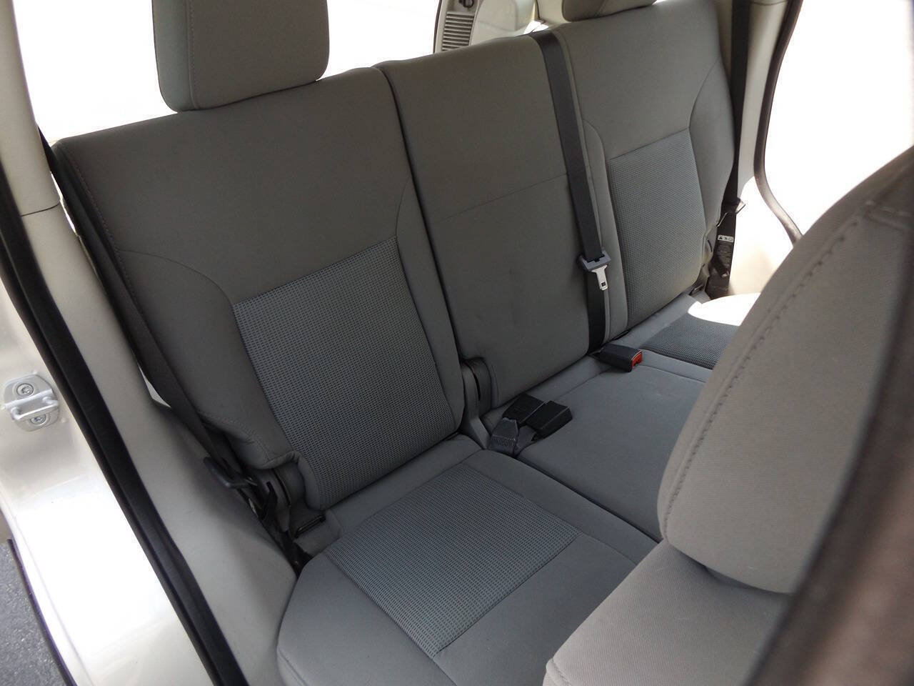 Used 2008 Jeep Liberty Sport AWD/4WD image 21