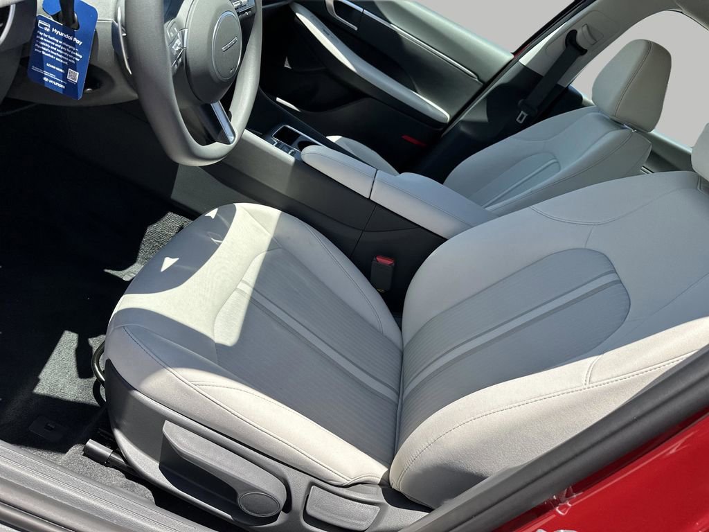 New 2026 Hyundai Sonata Blue FWD image 9