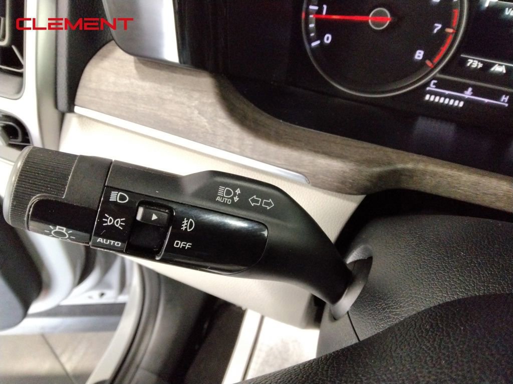 Used 2022 Kia Sorento EX image 13