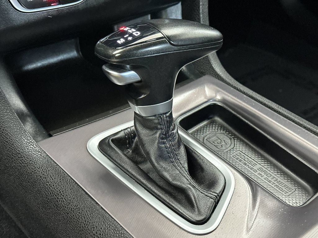 Used 2023 Dodge Charger SXT RWD image 19