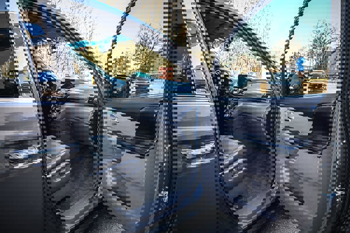 Used 2011 Honda Odyssey EX-L image 17