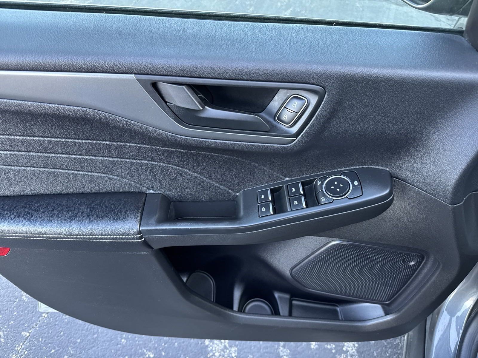 Used 2023 Ford Escape Active image 26