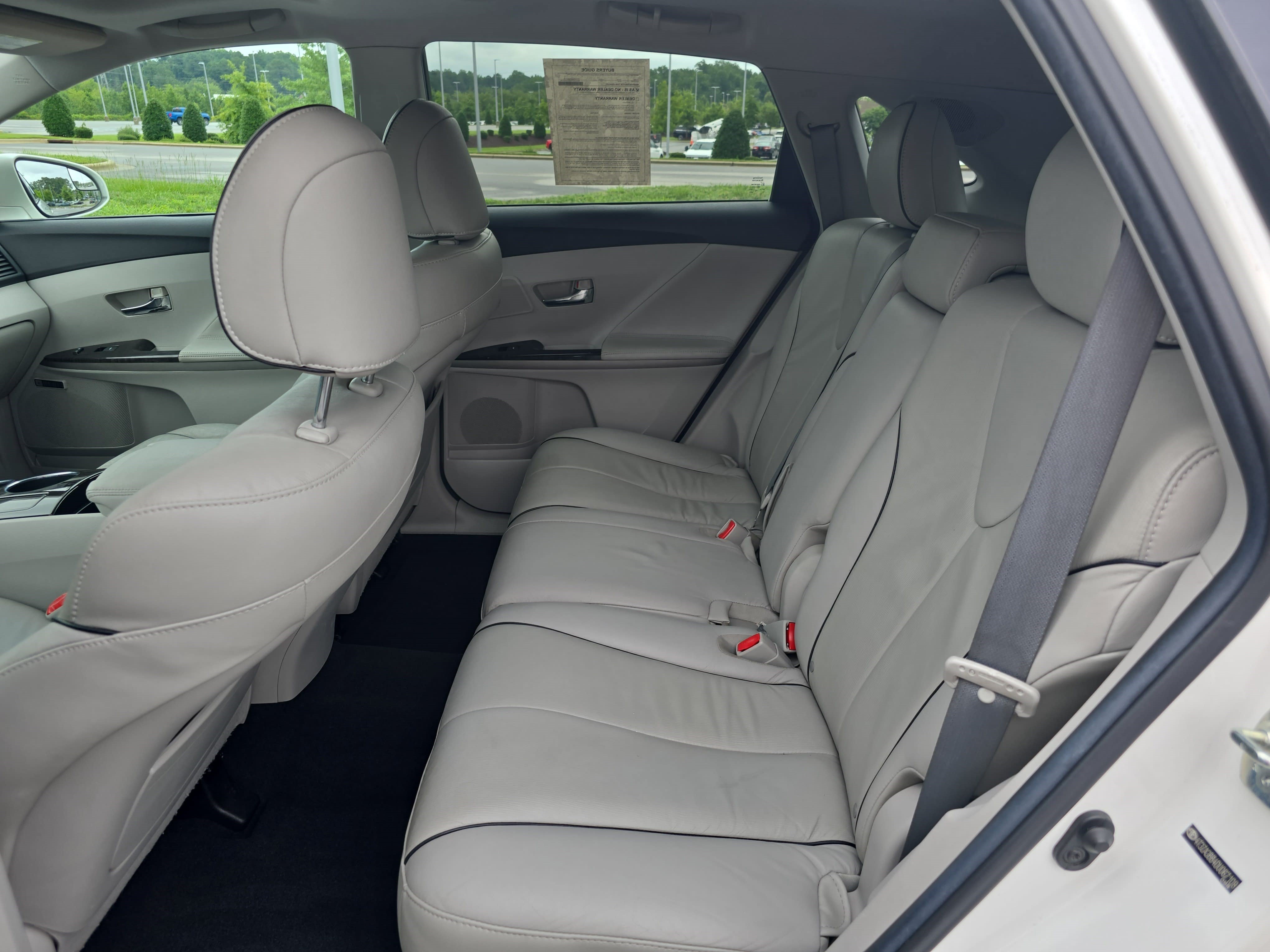 Used 2013 Toyota Venza XLE w/ XLE Premium Pkg FWD image 14