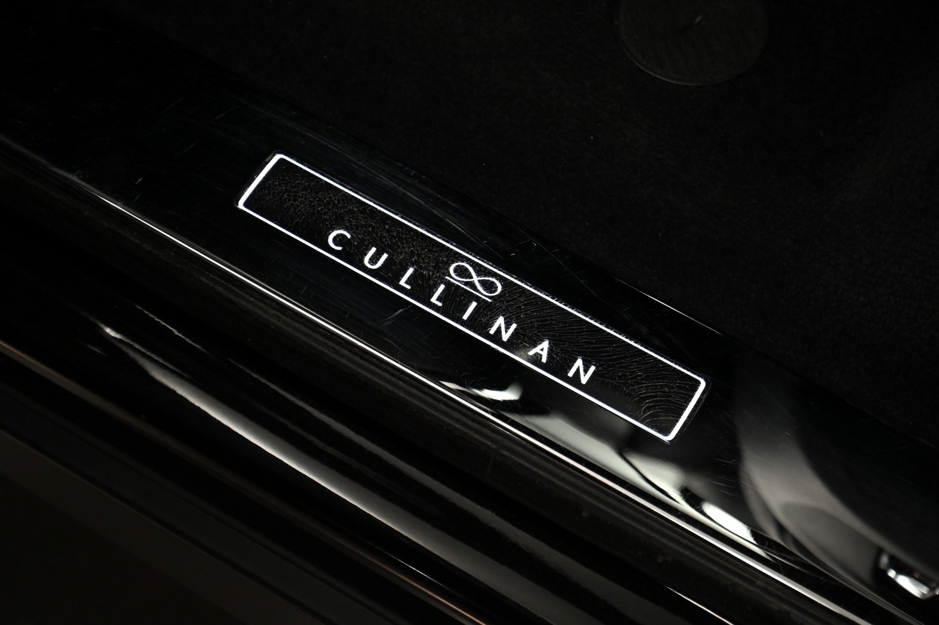 Used 2019 Rolls-Royce Cullinan image 30