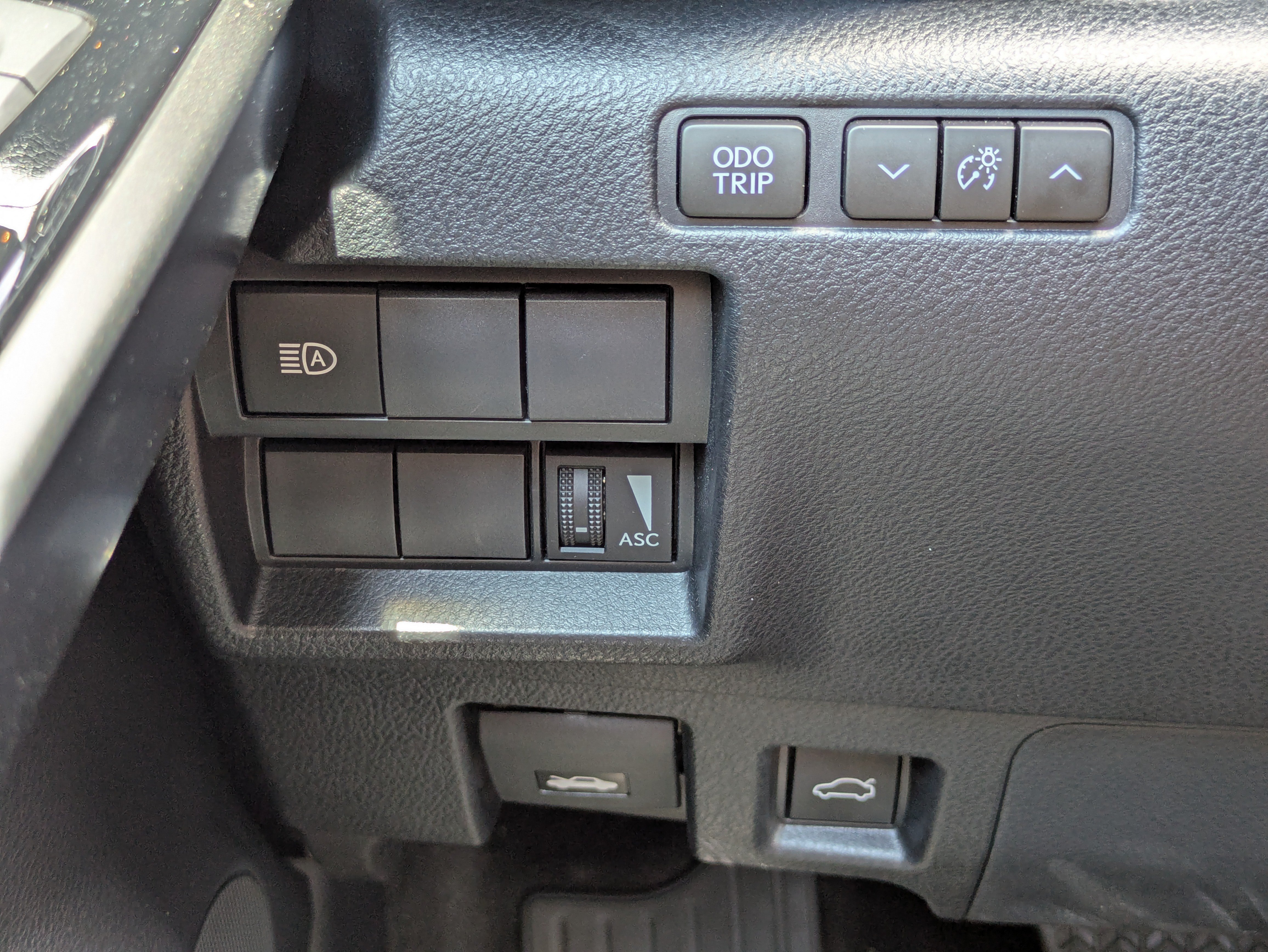 Used 2025 Lexus IS 350 F Sport w/ Accessory Package 2 RWD image 34